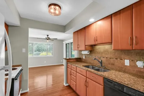 2138 Harbortown Circle Champaign IL 61821