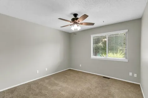 2138 Harbortown Circle Champaign IL 61821