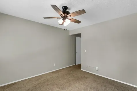2138 Harbortown Circle Champaign IL 61821