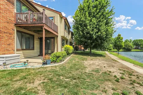 2138 Harbortown Circle Champaign IL 61821