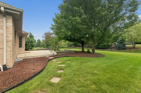 10899 Swallow Tail Lane Frankfort IL 60423