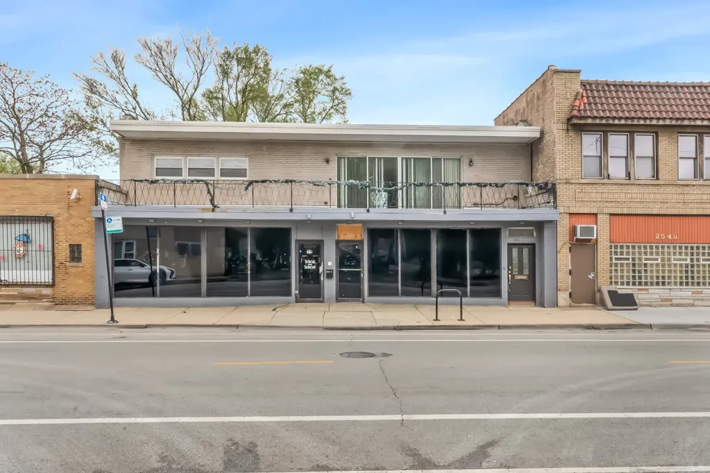 2544 East 83rd Street Chicago IL 60617