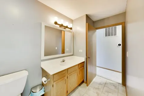 917 Golf Course Road Crystal Lake IL 60014