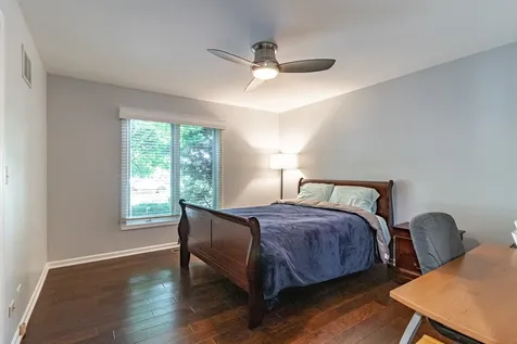 31 Fox Trail Lincolnshire IL 60069