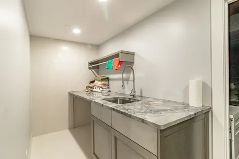 31 Fox Trail Lincolnshire IL 60069
