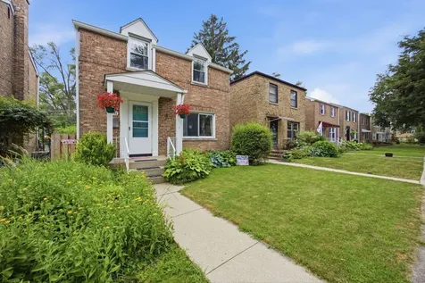 3831 Kirk Street Skokie IL 60076