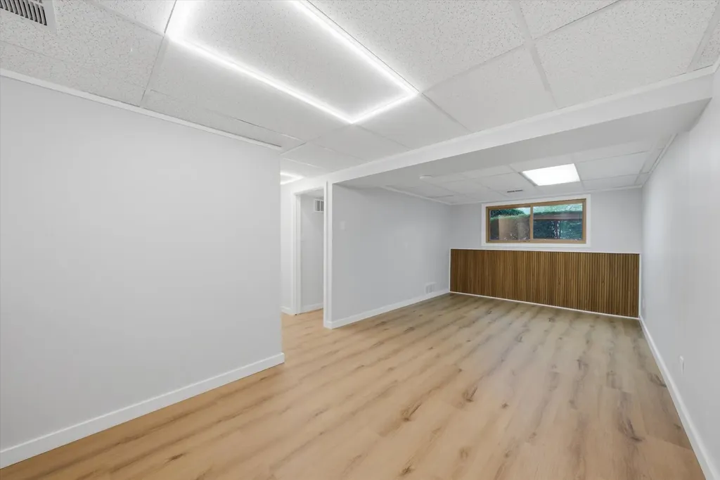 212 Kenilworth Drive Bolingbrook IL 60440