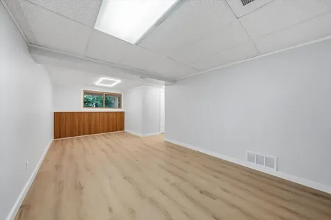 212 Kenilworth Drive Bolingbrook IL 60440