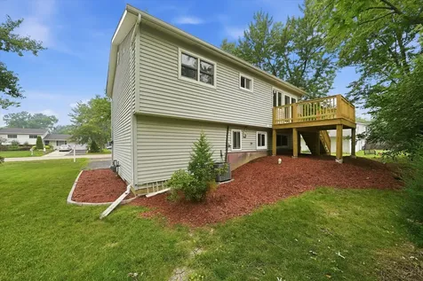 212 Kenilworth Drive Bolingbrook IL 60440