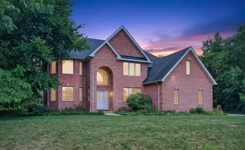 1605 Myrtle Park Street Roselle IL 60172