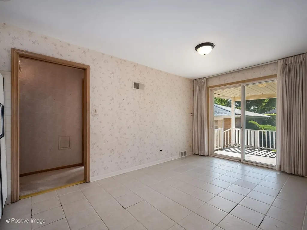 9420 Lawler Avenue Skokie IL 60077