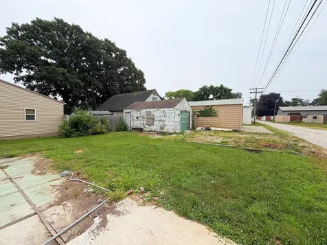 105 East 12th Street Streator IL 61364