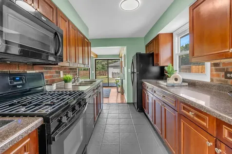 727 Skyline Drive Barrington IL 60010