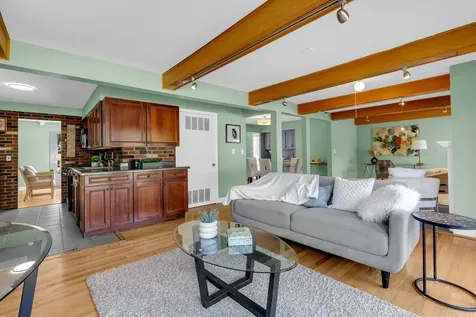 727 Skyline Drive Barrington IL 60010