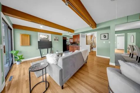 727 Skyline Drive Barrington IL 60010