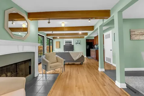 727 Skyline Drive Barrington IL 60010