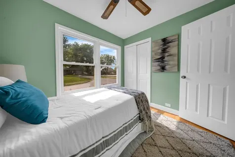 727 Skyline Drive Barrington IL 60010