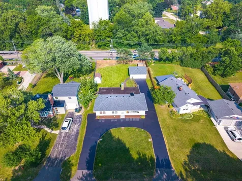 727 Skyline Drive Barrington IL 60010