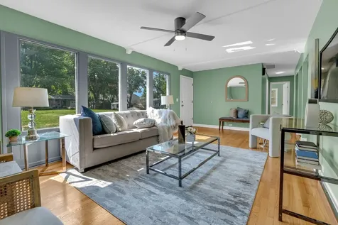 727 Skyline Drive Barrington IL 60010