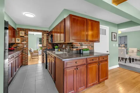 727 Skyline Drive Barrington IL 60010