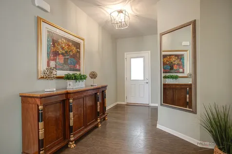 35 Pacific Avenue Hawthorn Woods IL 60047