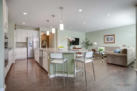 35 Pacific Avenue Hawthorn Woods IL 60047