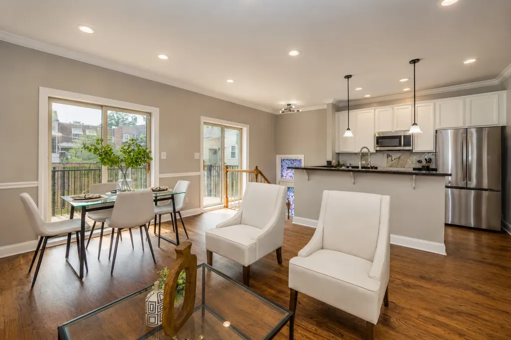 6651 South Drexel Avenue Chicago IL 60637