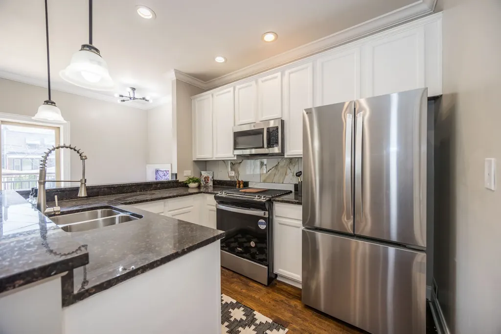 6651 South Drexel Avenue Chicago IL 60637