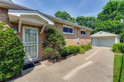 7845 North Nora Avenue Niles IL 60714
