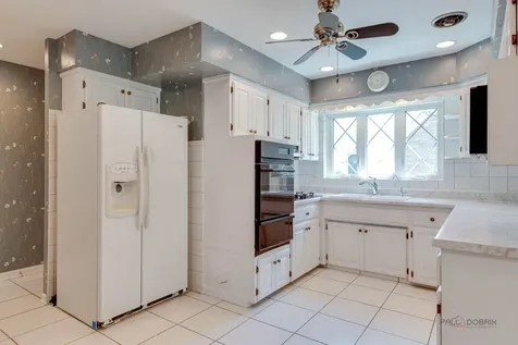 7845 North Nora Avenue Niles IL 60714
