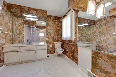 7845 North Nora Avenue Niles IL 60714