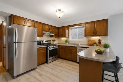 2746 North 75th Court Elmwood Park IL 60707