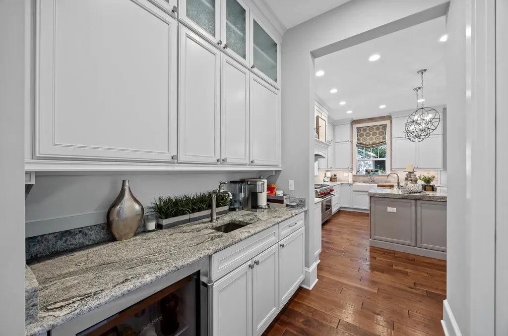 624 Wellner Road Naperville IL 60540