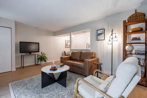 186 Judith Court Bartlett IL 60103