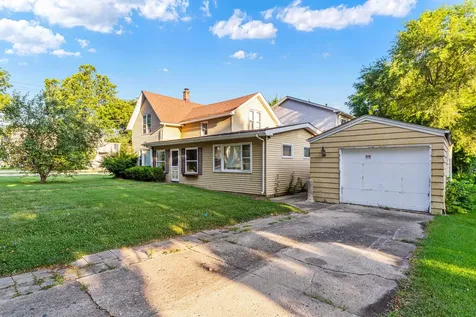 514 Locust Street Elgin IL 60123