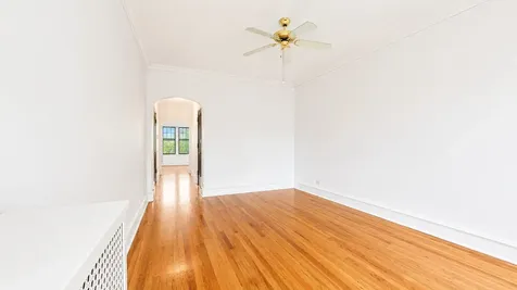 2208 West Winnemac Avenue Chicago IL 60625