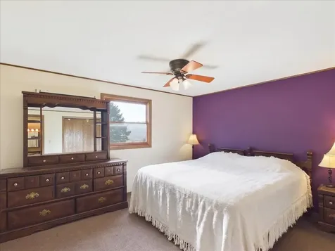1114 West Lynwood Court Freeport IL 61032