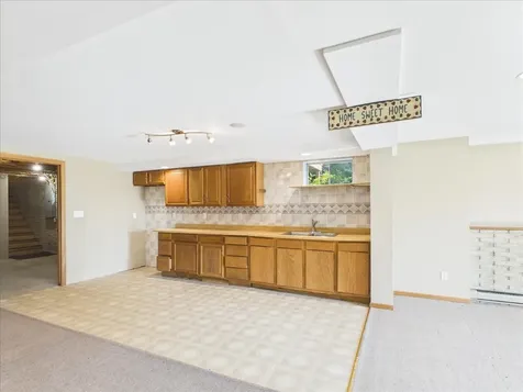1114 West Lynwood Court Freeport IL 61032