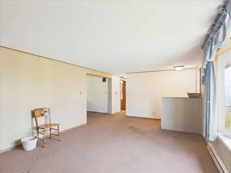1114 West Lynwood Court Freeport IL 61032