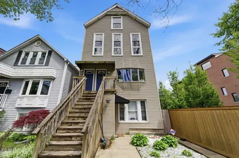 1742 West School Street Chicago IL 60657