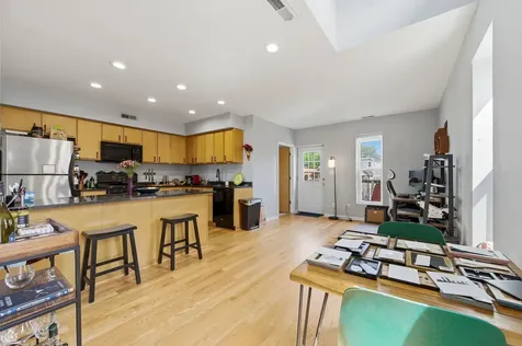 1742 West School Street Chicago IL 60657