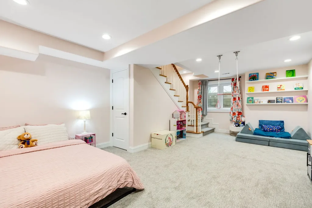 3634 North Pontiac Avenue Chicago IL 60634