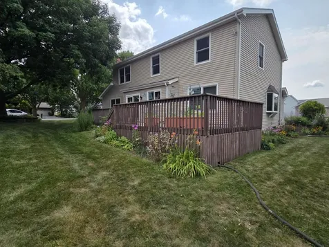 180 Farmgate Drive Schaumburg IL 60193