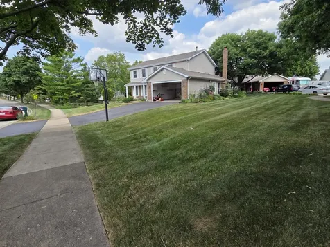 180 Farmgate Drive Schaumburg IL 60193