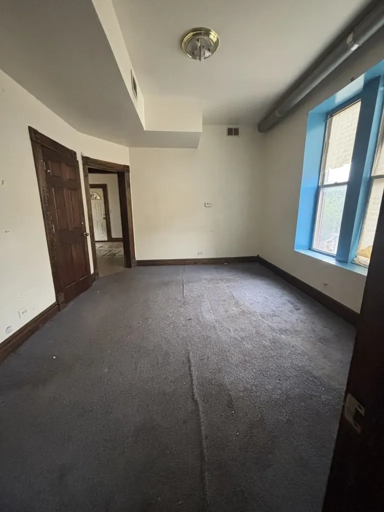 3027 West Flournoy Street Chicago IL 60612