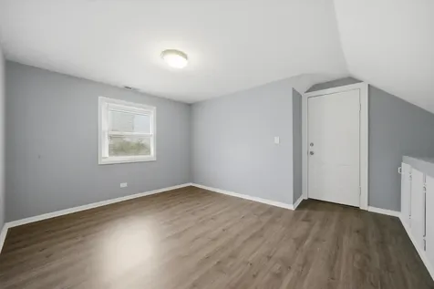 2050 North Kenneth Avenue Chicago IL 60639