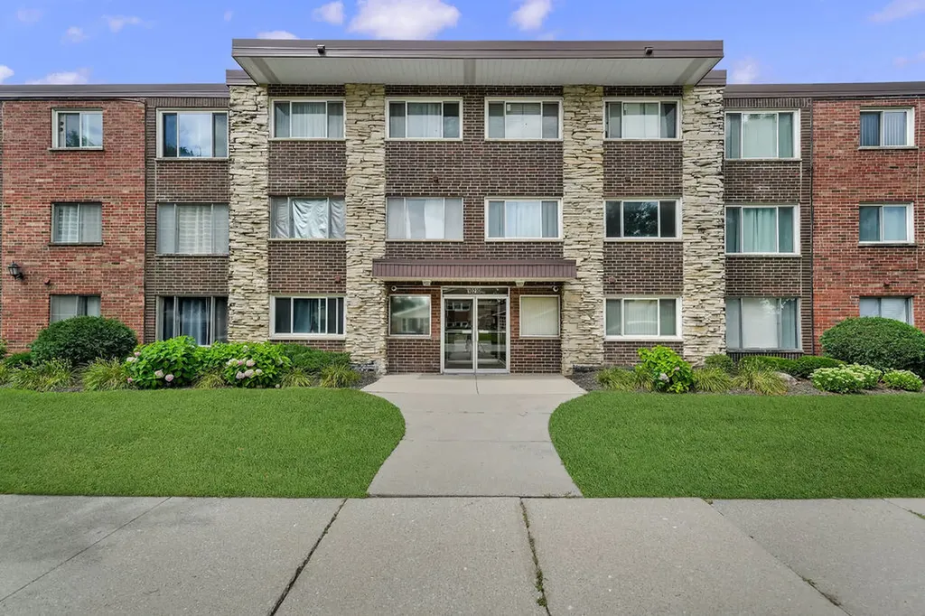 10210 Washington Avenue Oak Lawn IL 60453
