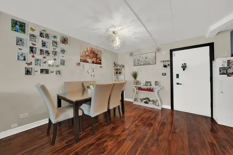 10210 Washington Avenue Oak Lawn IL 60453