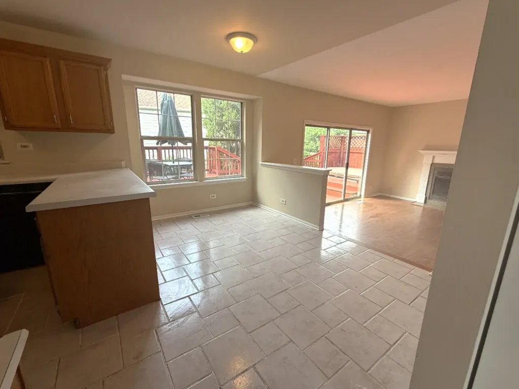 3590 Fairfax Court Aurora IL 60504