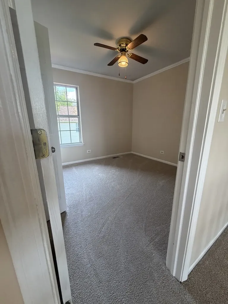3590 Fairfax Court Aurora IL 60504